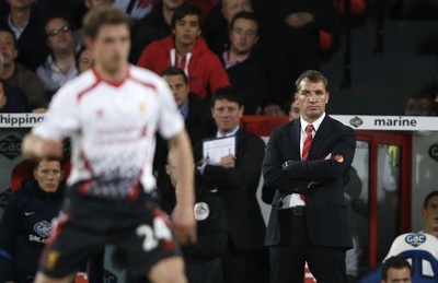 落胆のロジャーズ監督、マンCが「王者」