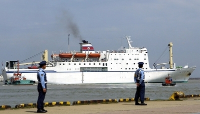 北朝鮮に対する制裁措置、半年延長を閣議決定