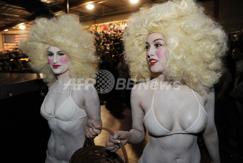 女子の熱き闘い、ローラーダービー 米国