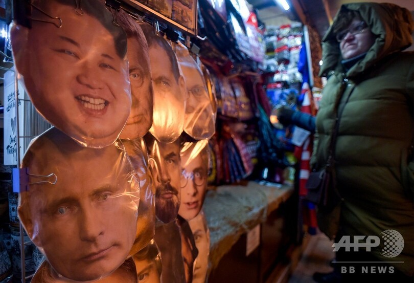 権力掌握20年、プーチングッズは今も人気 ロシア