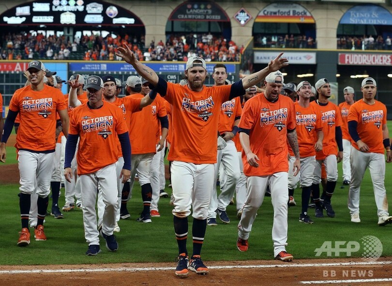 アストロズが地区3連覇　スプリンガー3発、バーランダー20勝目