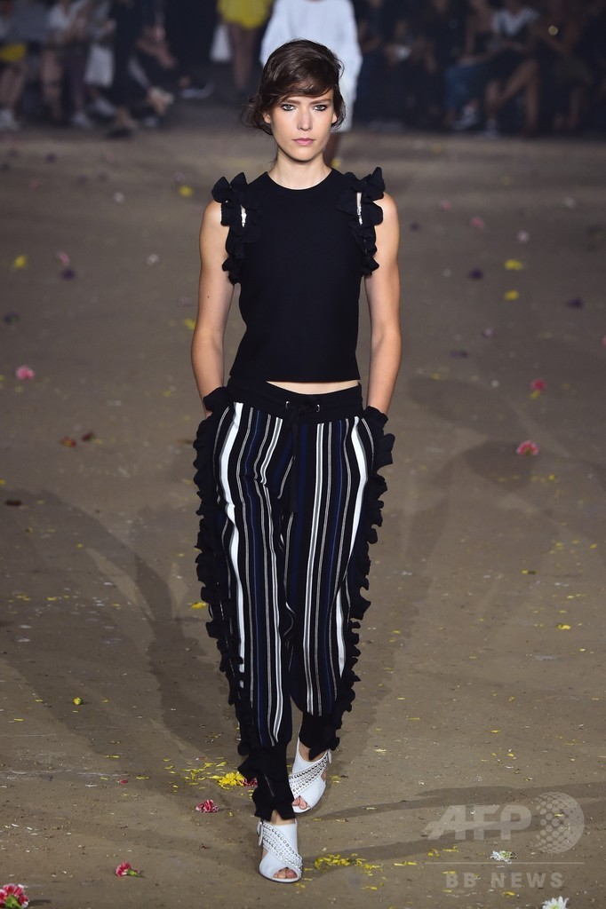 「3.1 フィリップ リム」17年春夏