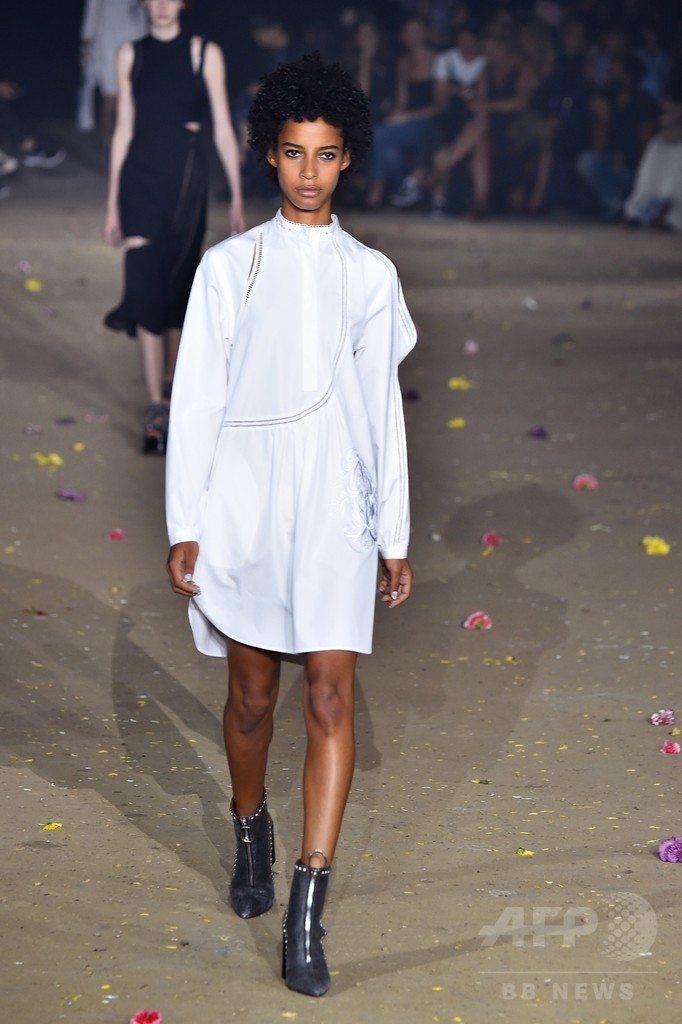 「3.1 フィリップ リム」17年春夏