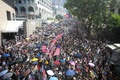 香港で行われた民主派の大規模デモで、米国領事館に向かう参加者たち（2019年9月8日撮影）。(c)Vivek Prakash / AFP