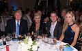 （左から）ドナルド・トランプ前米大統領と元妻のイバナ・トランプさん、息子のエリック氏夫妻（2014年9月15日撮影、資料写真）。(c)Dave Kotinsky / GETTY IMAGES NORTH AMERICA / Getty Images via AFP 