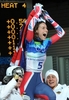 2010年%%バンクーバー冬季五輪%%スケルトン女子。合計3分35秒64で金メダルを獲得した英国のエイミー・ウィリアムズ（%%Amy Williams%%、中央）。（2010年2月19日撮影）(c)AFP/LEON NEAL
