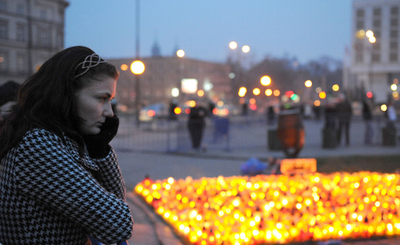 前ローマ法王ヨハネ・パウロ3周忌、祈りをささげる人々
