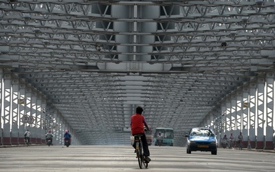 インドで大規模ゼネスト、労組推計1億5000万人参加