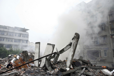 中国四川省の大地震、５億円の緊急支援 日本政府