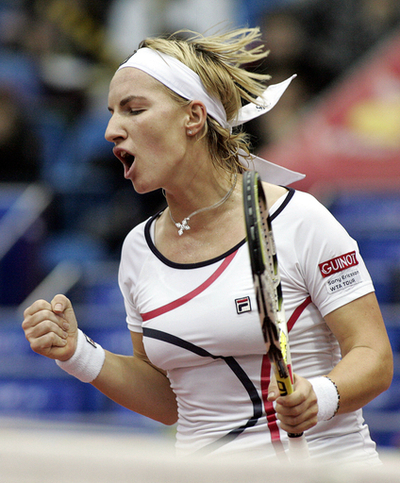 クズネツォワ ドゥルコ退け準々決勝へ