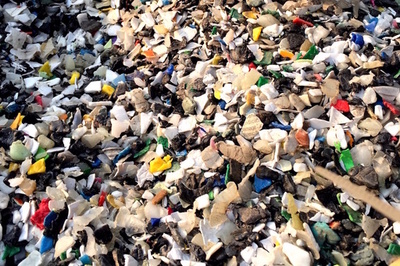 中国は来年から固形廃棄物の輸入を全面禁止 罰則・罰金も強化