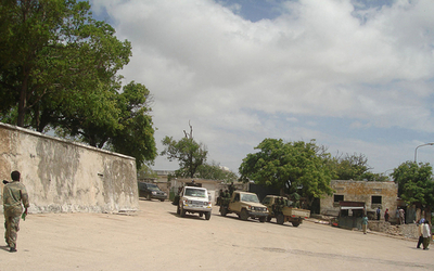 ユスフ大統領、米軍の空爆は「正当」 - ソマリア