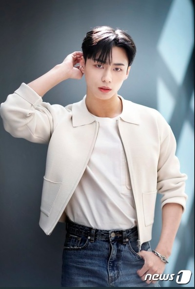 韓流アイドル、カルト宗教「信徒」認める