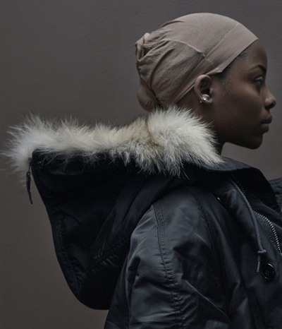 カニエ×アディダス オリジナルス「イージー シーズン 1」、世界同時発売