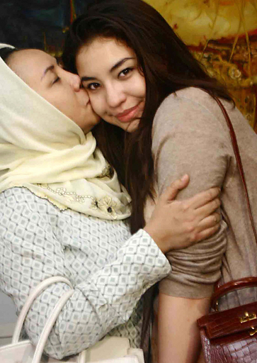 DV被害のマレーシア・スルタン王子妃、自力で脱出