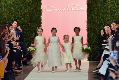 ＜15年春夏ブライダル・コレクション＞オスカー・デ・ラ・レンタ