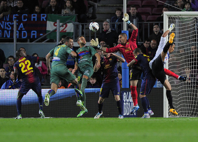 メッシ欠くFCバルセロナがレバンテに辛勝