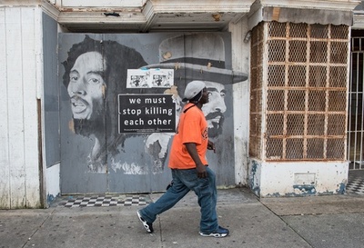 米黒人男性、貧困で死亡リスク3倍近くに 研究