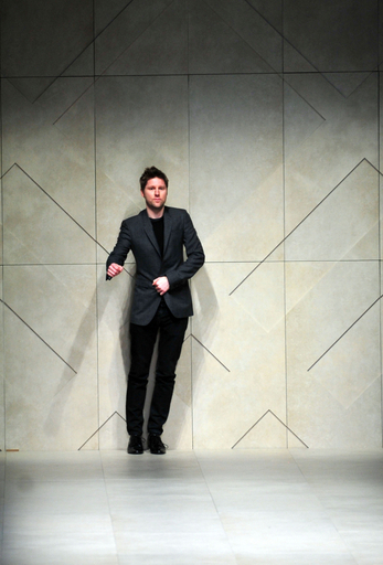 ＜12/13年秋冬ミラノ・メンズコレクション＞バーバリー プローサム