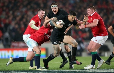 ソニー・ビル・ウィリアムズがまたも粋な計らい、今度はパンツをプレゼント