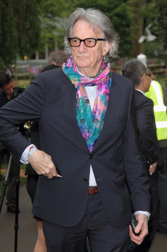 ポール・スミス、自身のブランドと伝統的な英国スタイルとの関係性を語る