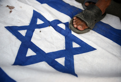 停戦目指す協議の中、ガザ地区の死者100人を超える