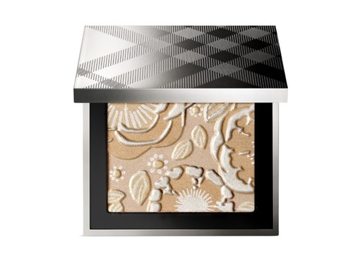 2種類のルックで魅せる バーバリー ランウェイコレクション 写真10枚 ファッション ニュースならmode Press Powered By Afpbb News