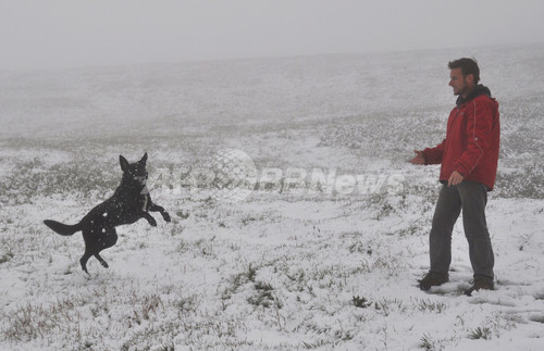 南半球のオーストラリアで季節外れの雪 ホワイトクリスマスも 写真6枚 ファッション ニュースならmode Press Powered By Afpbb News