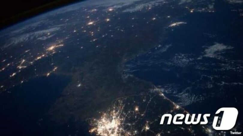 米航空宇宙局（NASA）所属の宇宙飛行士が撮影した朝鮮半島の写真＝VOA提供(c)news1
