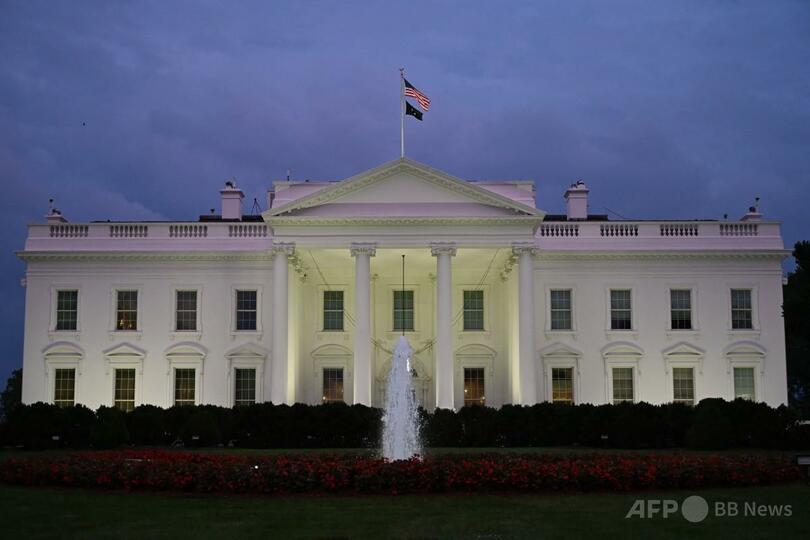 ホワイトハウス、米政府閉鎖による職員の大量解雇を開始