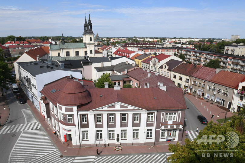 独大統領がポーランドに許し請う 第2次大戦最初の空襲被災地で式典  