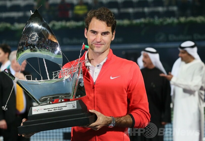 フェデラー、ドバイ・テニス選手権で6度目の優勝