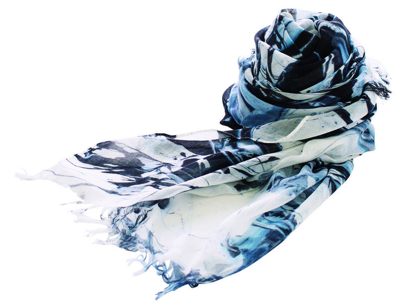 「イッセイ ミヤケ メン」が日本人アーティストとのコラボ発表