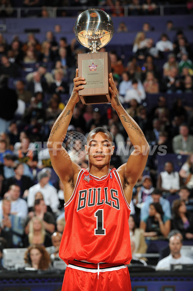 ローズ スキルズ・チャンレンジで優勝、NBAオールスター 写真30枚 国際