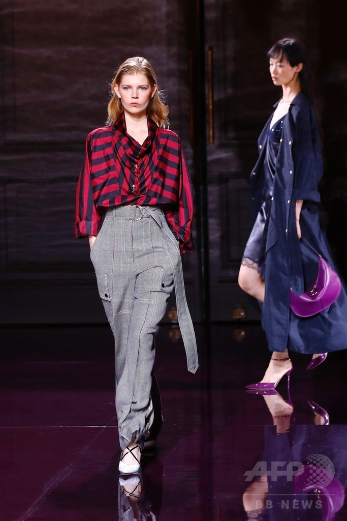 「ニナ リッチ」17年春夏