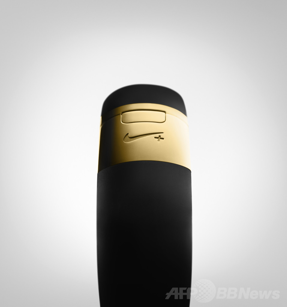 「Nike+ FuelBand SE」ゴールドエディション、6日発売