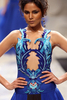 2007年9月9日、インド・ニューデリー市内で発表されたロヒット・バル（Rohit Bal）の08年春夏コレクション。(c)AFP/MANAN VATSYAYANA