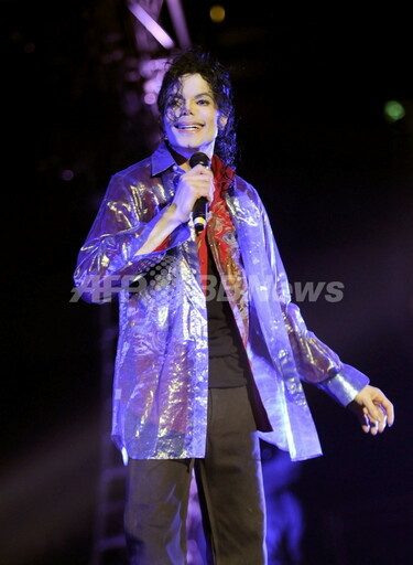 マイケル・ジャクソンさん、死亡2日前のリハーサル写真公開 写真3枚