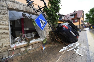 ドイツ南部で大洪水 4人死亡 数時間で数か月分の雨 写真12枚 国際ニュース Afpbb News