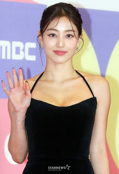 TWICEジヒョ、「D Awards 2027 in PARIS」MCに決定…第1弾出演者5組発表