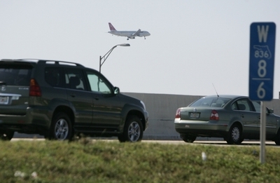 ホームレス男性の顔を食いちぎった全裸男の身元判明、米マイアミ警察