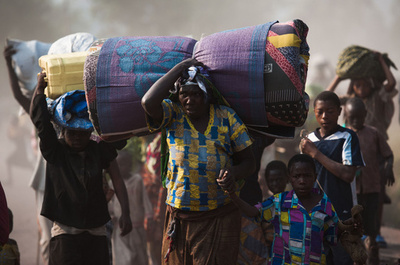 軍と反政府勢力の衝突で130人死亡、コンゴ政府発表