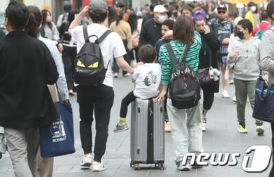 「ホテルのロビーに外国人がごった返し…」活気を取り戻したソウル・明洞のホテル