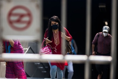 インド、新型コロナ感染者数500万人超える