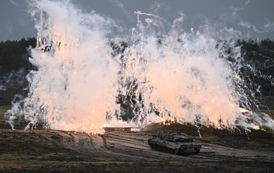 ドイツ、「レオパルト2」公開 3月末にもウクライナへ