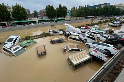 中国中部洪水、死者302人に