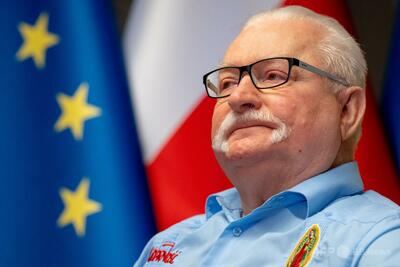 トランプ氏は「裏切り者」か「極めて賢い傑物」 ノーベル平和賞受賞者ワレサ氏