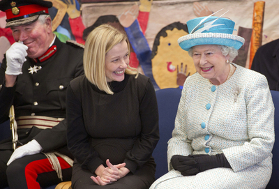 英エリザベス女王が即位60年