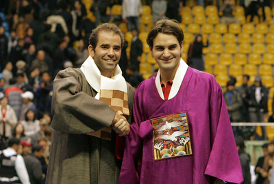 元王者サンプラス氏 現王者フェデラーに完敗