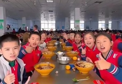 学校が「お母さん食堂」運営 従業員の7割が保護者=中国山東省